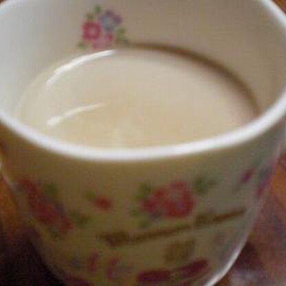 レギュラーコーヒーで半々くらいで作りました。
豆乳と珈琲って合いますね。
美味しかったです。（*^_^*）